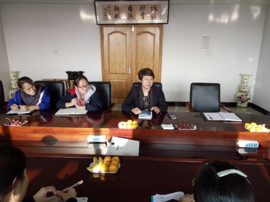 青岛华体育app官网入口举行育儿座谈会